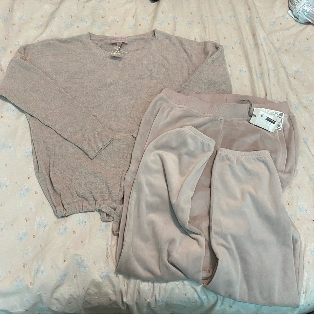 Barefoot Dreams Pajama Set